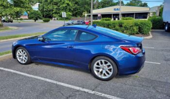 
									2015 Hyundai Genesis full								