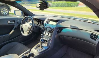 
									2015 Hyundai Genesis full								