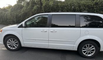 
									Dodge Caravan/Grand Caravan 2WD Minivan Good full								